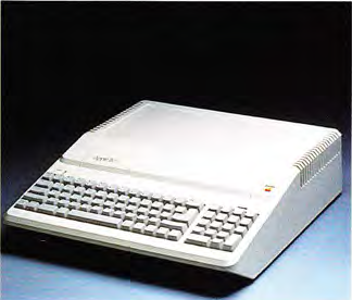 Alternate concept for the Macintosh with non-chamfered corners, mounted on a original image 11