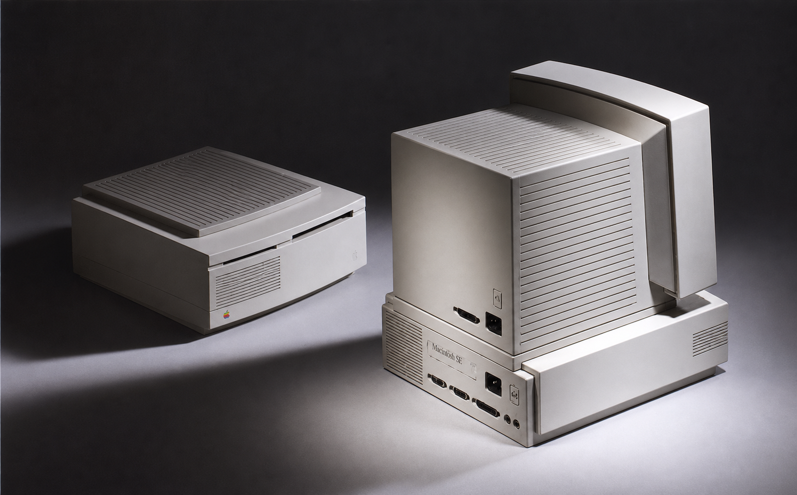 125.127 Columbo Tower and Desktop Computer Concepts, the desktop units having a upscaled image 127