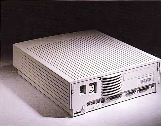 (Right to Leff) All-in-One Macintosh Ilsi concept: Tight-Fitting CPU/Display original image 151