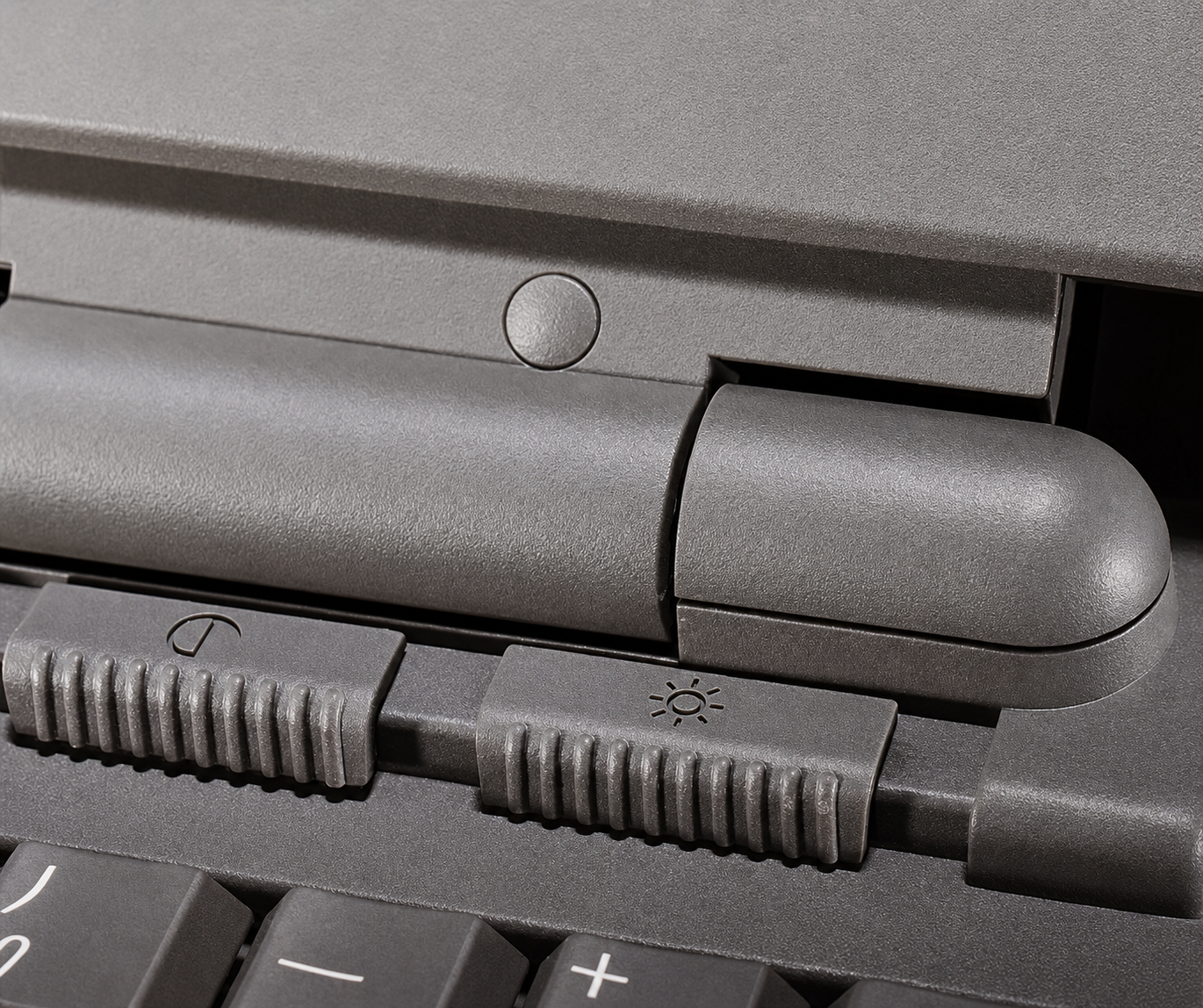 Robert Brunner's foam concept for the PowerBook, showing the keyboard pushed upscaled image 206