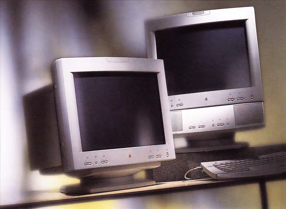 AppleVision 1710 Display (Hammerhead, left) and 1710AV Display (Sousa, right) original image 320