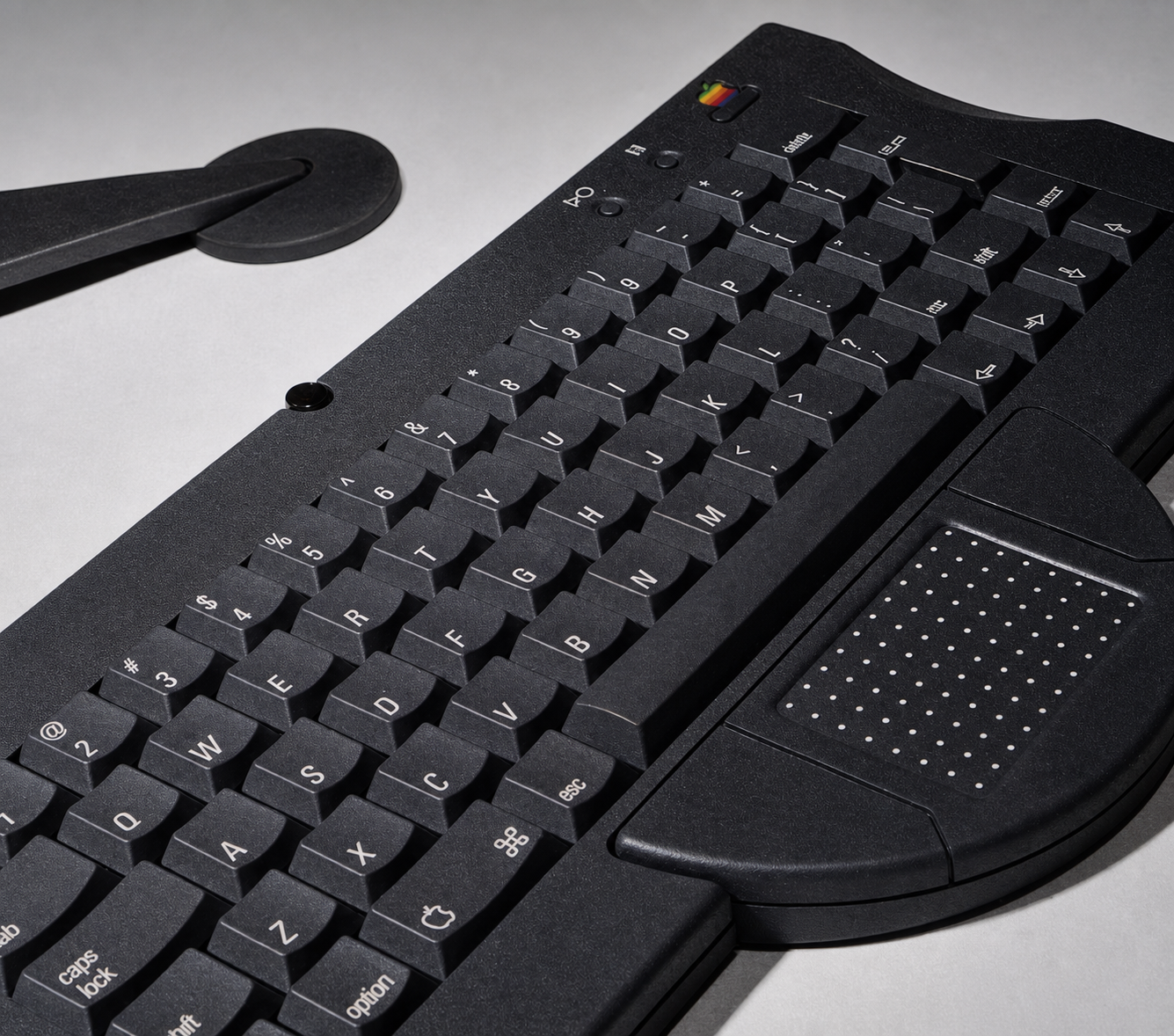 keyboard and comma-shaped vents on the CPU body upscaled image 383