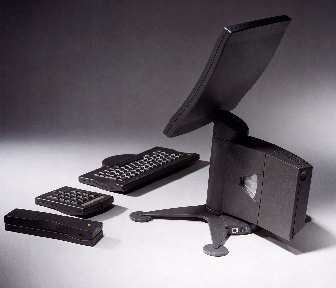keyboard and comma-shaped vents on the CPU body upscaled image 385