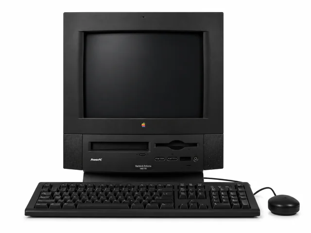 Macintosh Performa 520